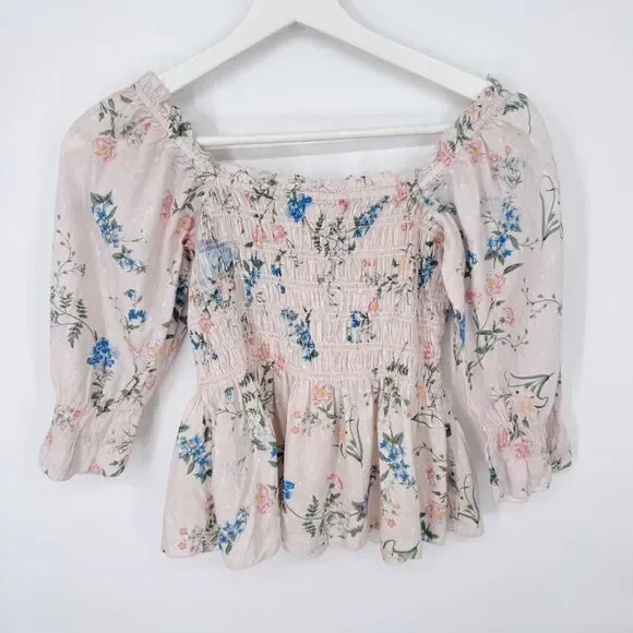 SAYLOR Clover Smocked Floral Top Small - Picture 7 of 10